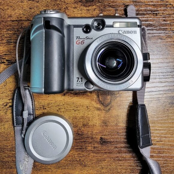 CANON POWER SHOT G6 CAMERA KIT - Picture 1 of 12